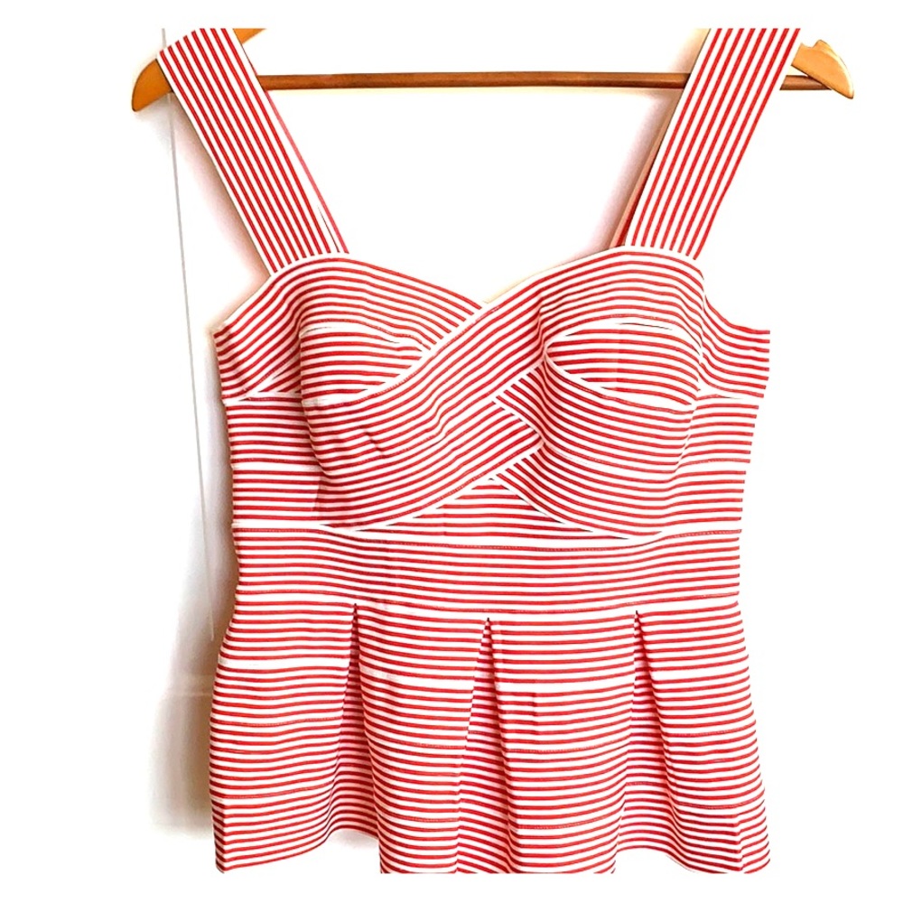 HD in Paris elastic pemplum tank.